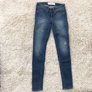 NWT Hollister HCO super skinny jeans